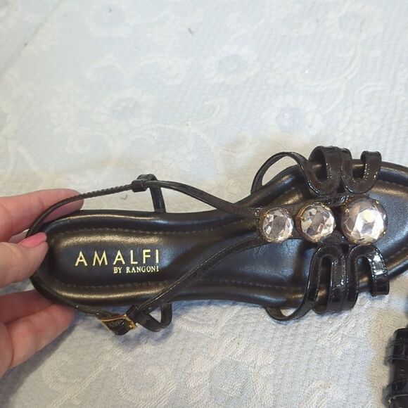 Amalfi Black Patent Leather Sandal with Three Graduated Rhinestones Size 5 - Picture 2 of 6